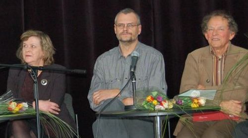 Į renginį atvyko paauglių knygų autoriai, iš kairės: K. Gudonytė, M. Jonutis, K. Saja. Nuotr. R. Kišūnaitės